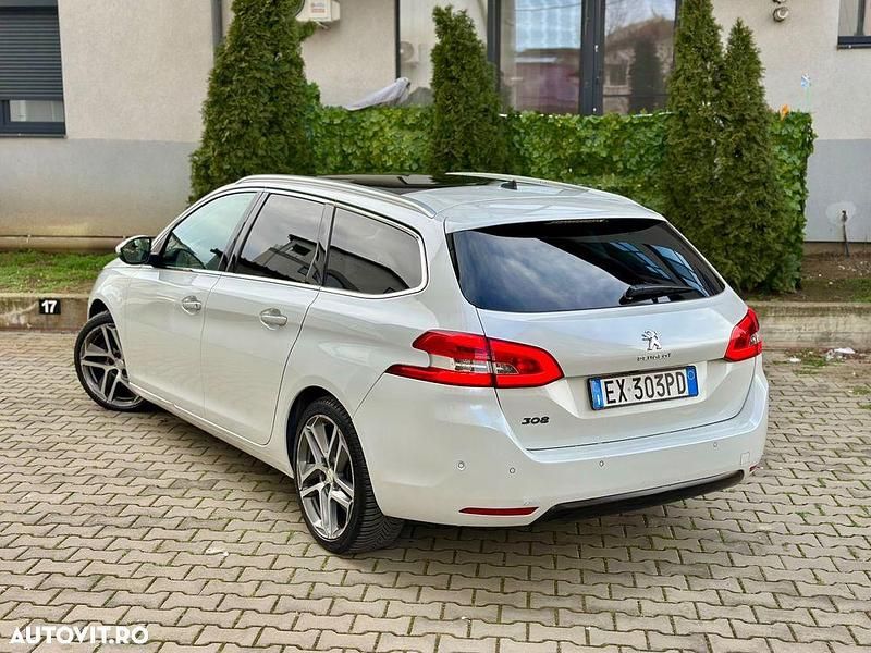 Second-hand Peugeot 308 GT-line 150 CP (110 kW) 2015 Culoarealb Break