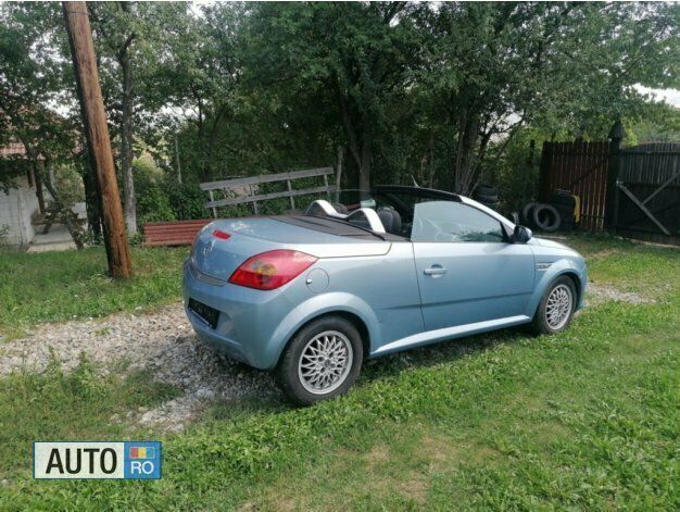 Second-hand Opel Tigra 101 CP (74 kW) 2006 Gri Cabrio