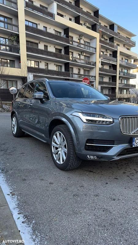 Gri Utilizat 2018 Volvo XC90 Inscription SUV | 28.500 EUR (Preț bun) - Imagine 1/4