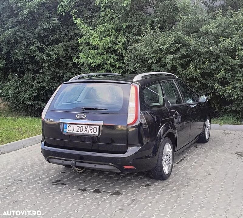 Negru Utilizat 2008 Ford Focus Titanium Break | 1.500 EUR (Preț bun) - Imagine 1/4