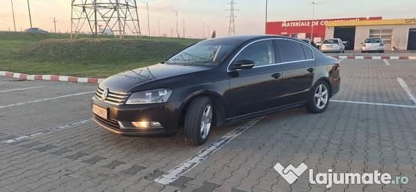 Negru Utilizat 2014 VW Passat Berlinǎ | 9.500 EUR (Scump) - Imagine 1/4