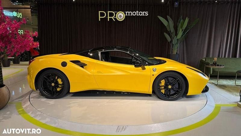 Second-hand Ferrari 488 670 CP (492 kW) 2018 Culoaregalbeuriu Cabrio