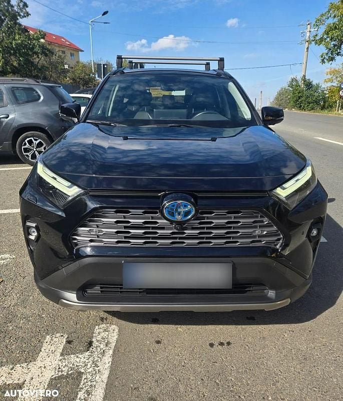 Culoarenegru Utilizat 2024 Toyota RAV4 Hybrid SUV | 42.500 EUR (Puțin scump) - Imagine 1/4