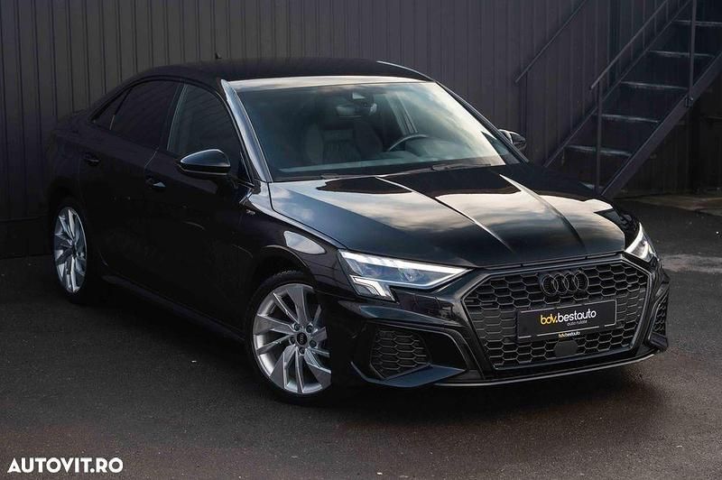 Second-hand Audi A3 S-Line 149 CP (109 kW) 2022 Culoarenegru Berlinǎ