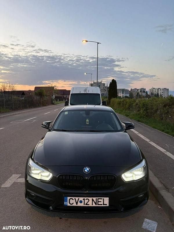 Culoarenegru Utilizat 2017 BMW 116 Advantage Hatchback | 11.000 EUR (Super Preț) - Imagine 1/4