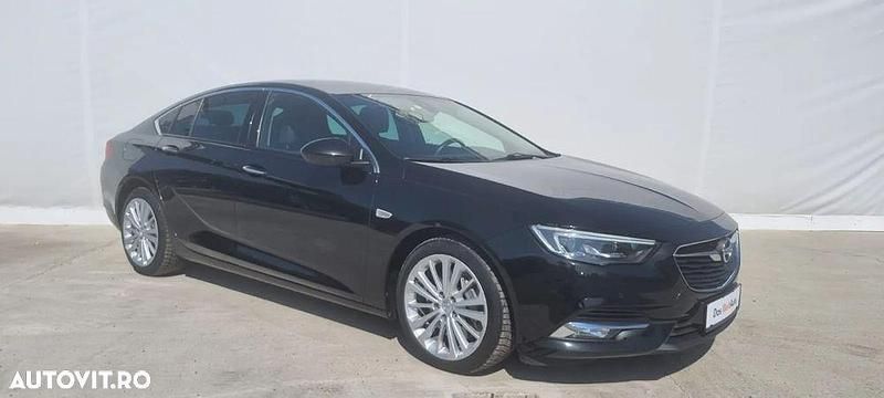 Culoarenegru Utilizat 2018 Opel Insignia Innovation Berlinǎ | 15.998 EUR - Imagine 1/4