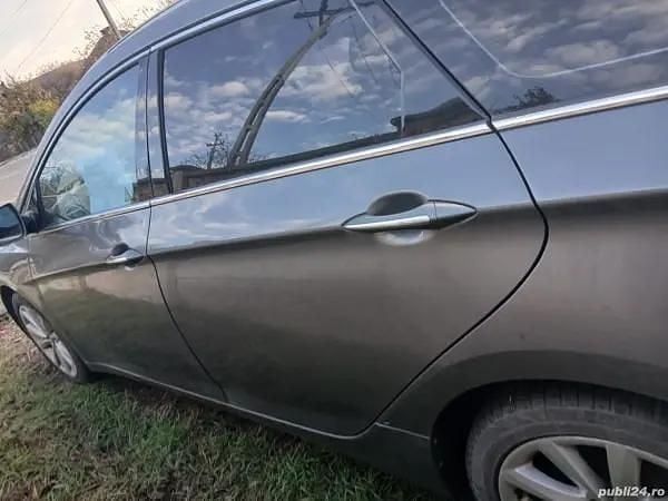 Second-hand Hyundai i40 136 CP (100 kW) 2014 Berlinǎ