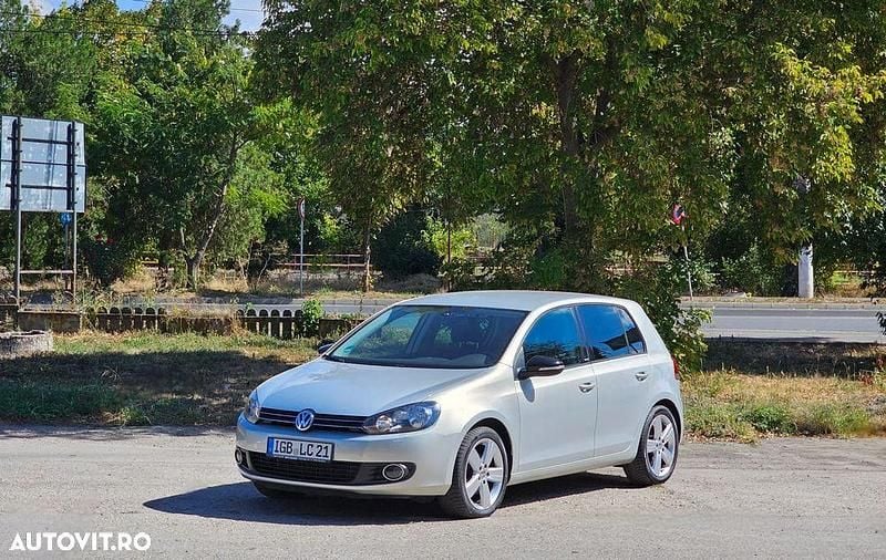 Culoareargint Utilizat 2012 VW Golf VII Style Hatchback | 6.490 EUR (Preț OK) - Imagine 1/4