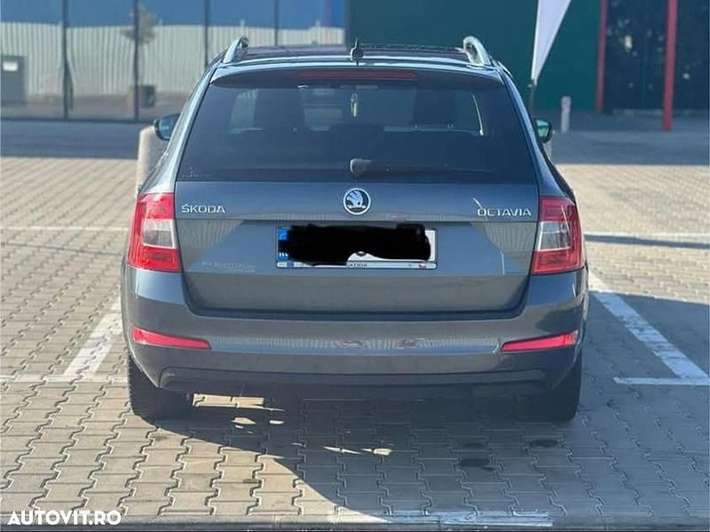 Second-hand Skoda Octavia Ambition 110 CP (80 kW) 2015 Culoaregri Hatchback