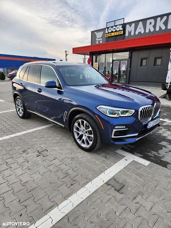 Second-hand BMW X5 Sport Line 333 CP (244 kW) 2021 Culoarealbastru SUV
