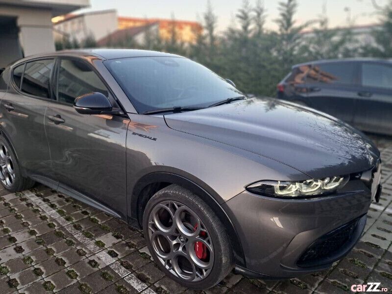 Gri Utilizat 2022 Alfa Romeo Tonale Edizione Speciale SUV | 33.500 EUR - Imagine 1/4