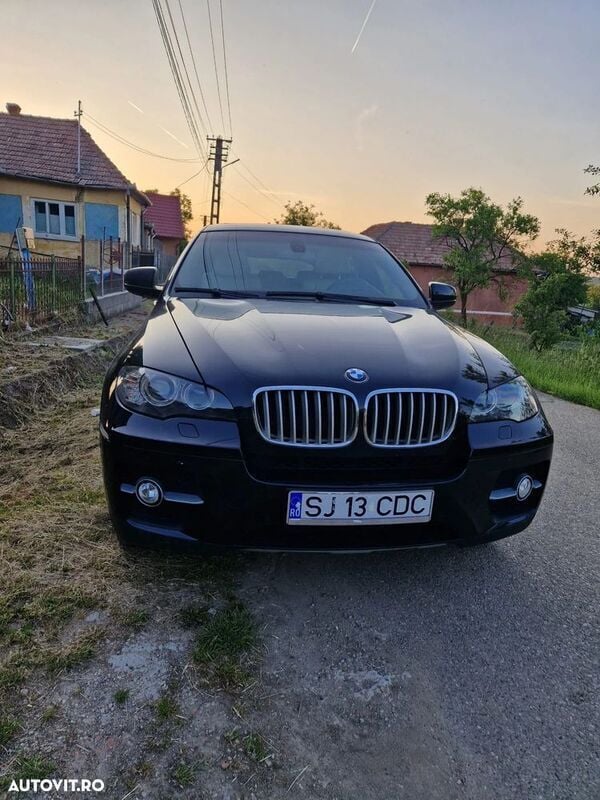 Negru Utilizat 2011 BMW X6 SUV | 14.500 EUR (Preț OK) - Imagine 1/4