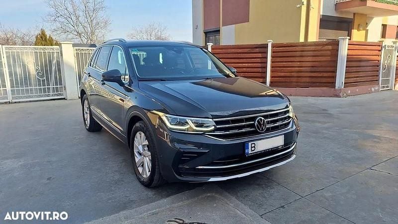 Gri Utilizat 2021 VW Tiguan SUV | 24.500 EUR (Preț bun) - Imagine 1/4