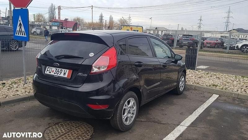 Second-hand Ford Fiesta Trend 80 CP (58 kW) 2013 Culoarenegru Hatchback