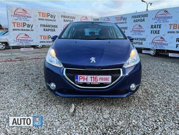 Second-hand Peugeot 208 90 CP (66 kW) 2013 Violet Hatchback