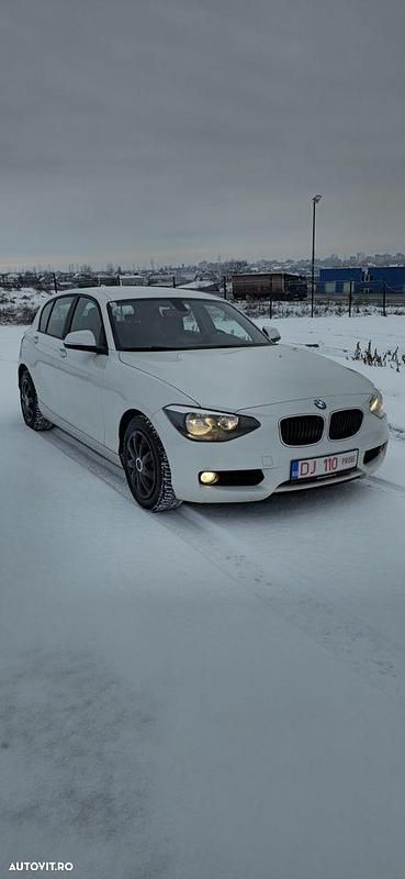 Culoarealb Second-hand 2013 BMW 116 Efficient Dynamics Hatchback | 6.450 EUR (Preț OK) - Imagine 1/4