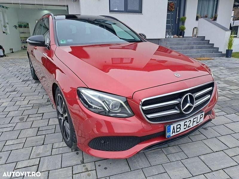Second-hand Mercedes E220 Avantgarde 194 CP (142 kW) 2017 Culoarerosu Break