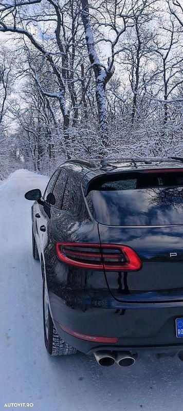 Second-hand Porsche Macan 340 CP (250 kW) 2015 Culoarenegru SUV