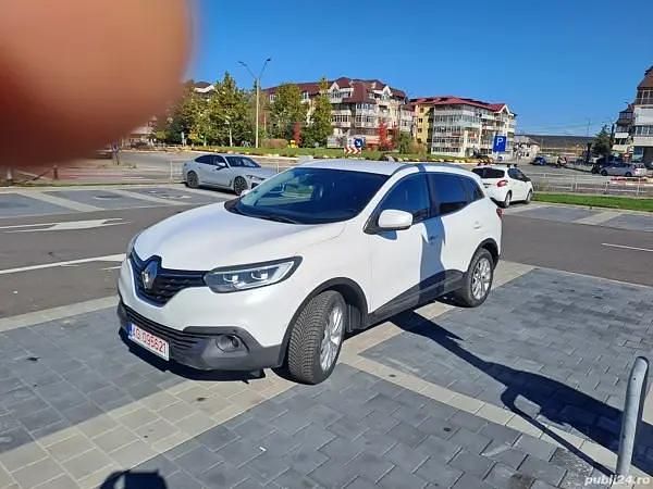 Alb Utilizat 2016 Renault Kadjar SUV | 12.500 EUR (Puțin scump) - Imagine 1/4