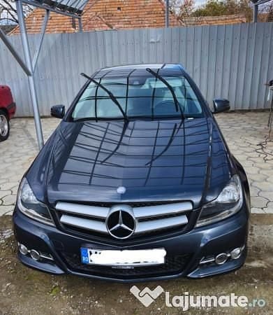Gri Utilizat 2011 Mercedes C220 Coupe | 7.699 EUR (Super Preț) - Imagine 1/4