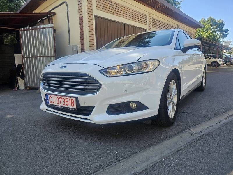 Alb Utilizat 2018 Ford Mondeo Business Edition Berlinǎ | 9.600 EUR (Super Preț) - Imagine 1/4
