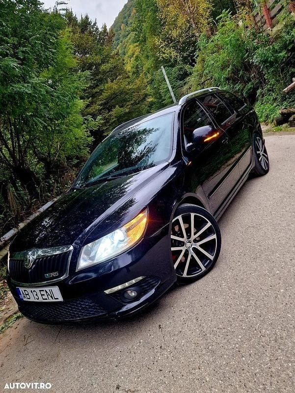 Culoarenegru Utilizat 2012 Skoda Octavia RS Break | 5.800 EUR (Preț OK) - Imagine 1/4