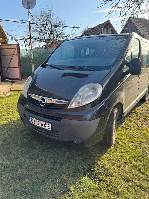 Second-hand Opel Vivaro 130 CP (95 kW) 2009 Monovolum