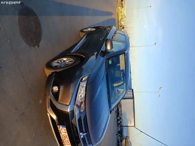 Second-hand Mitsubishi Outlander 220 CP (161 kW) 2016 SUV