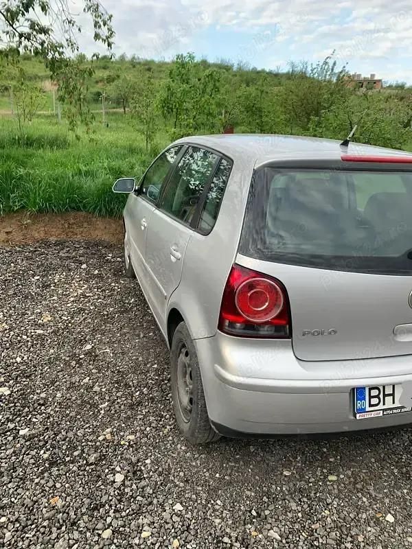 Utilizat 2009 VW Polo Berlinǎ | 1.700 EUR (Super Preț) - Imagine 1/4