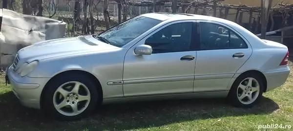 Second-hand Mercedes C180 143 CP (105 kW) 2002 Gri Berlinǎ