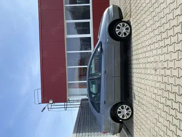 Utilizat 2004 Citroën C5 Berlinǎ | 2.100 EUR - Imagine 1/4