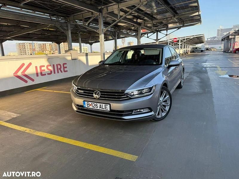 Culoareargint Utilizat 2015 VW Passat Berlinǎ | 18.000 EUR (Preț OK) - Imagine 1/4