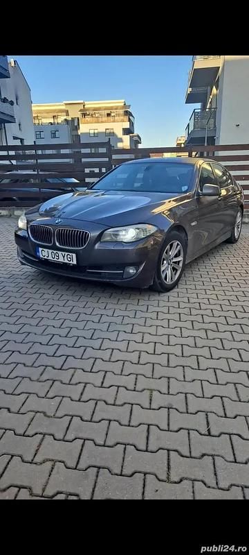 Utilizat 2011 BMW 520 Berlinǎ | 7.700 EUR (Preț OK) - Imagine 1/4
