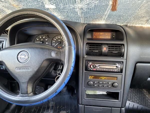 Argintiu Utilizat 2007 Opel Astra Berlinǎ | 2.000 EUR (Preț OK) - Imagine 1/4