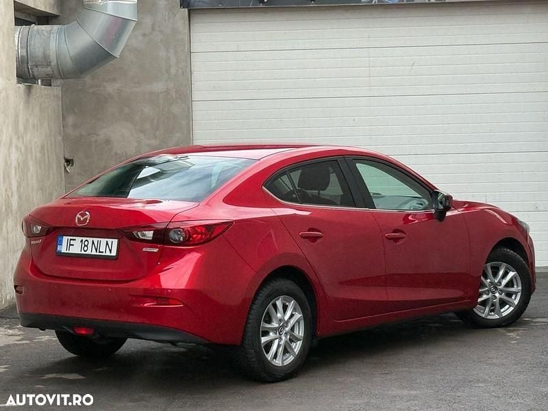 Second-hand Mazda 3 120 CP (88 kW) 2016 Culoarerosu Berlinǎ