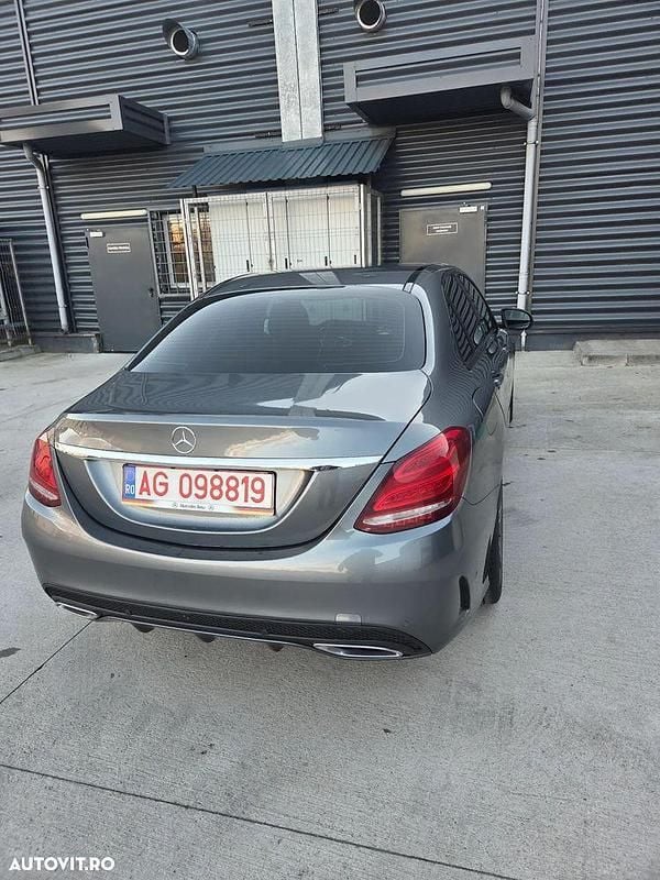 Second-hand Mercedes C180 AMG line 116 CP (85 kW) 2017 Culoaregri Berlinǎ
