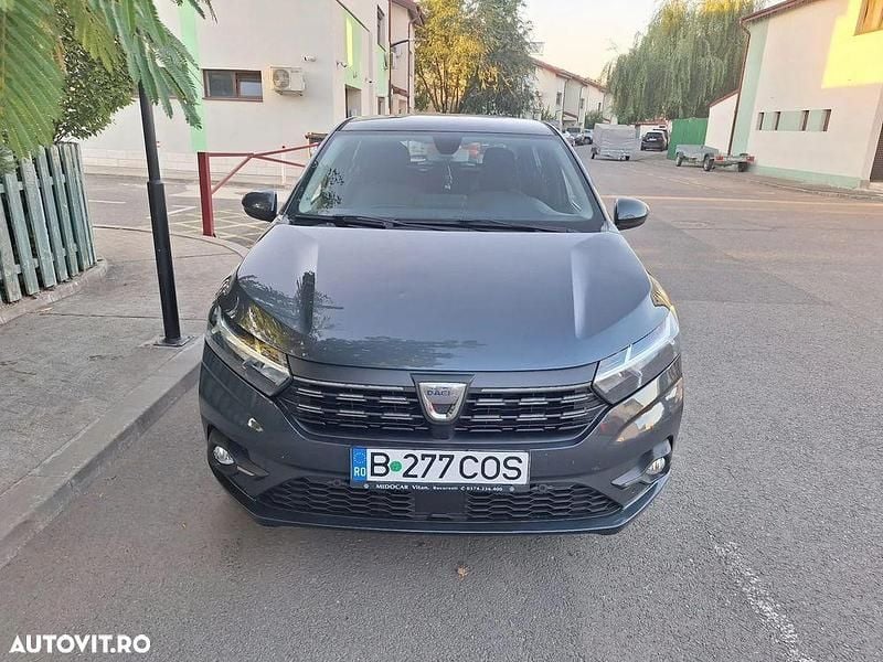 Culoaregri Utilizat 2022 Dacia Sandero Comfort Hatchback | 8.000 EUR (Super Preț) - Imagine 1/4