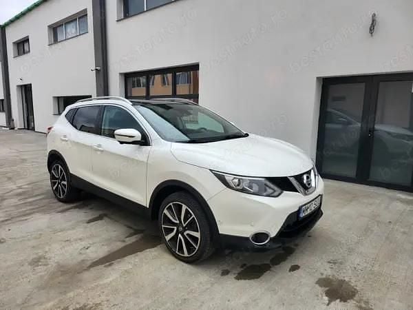 Utilizat 2015 Nissan Qashqai Tekna SUV | 11.500 EUR (Preț OK) - Imagine 1/4