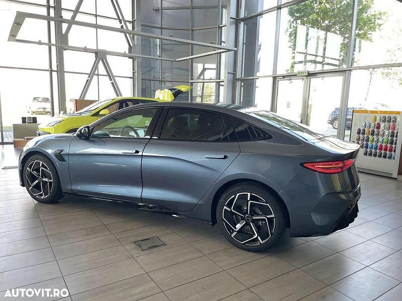 Nouă BYD Seal Design 230 kW (313 CP) 2025 Culoarealbastru Berlinǎ