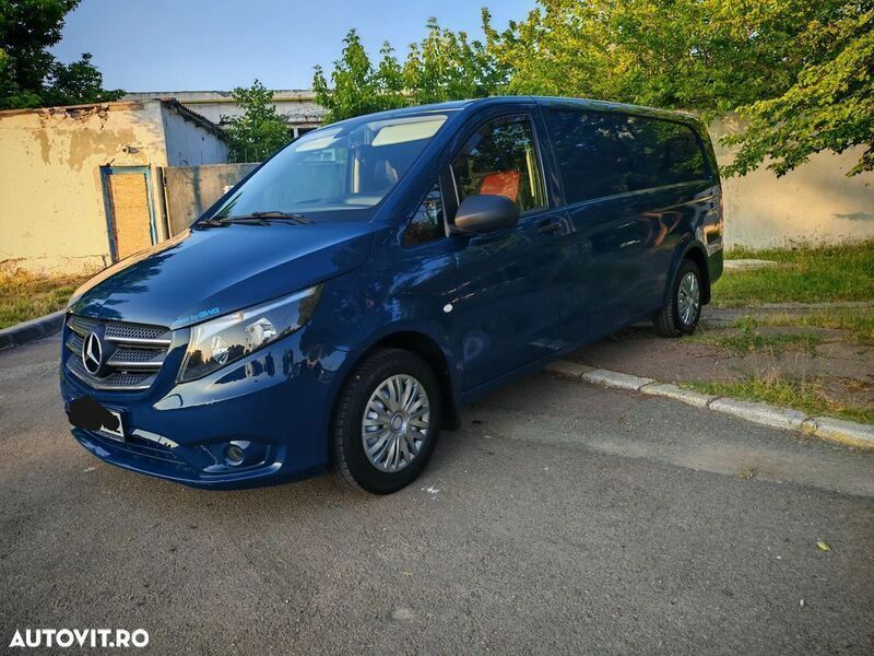 Albastru Utilizat 2019 Mercedes Vito Monovolum | 19.800 EUR (Preț OK) - Imagine 1/4