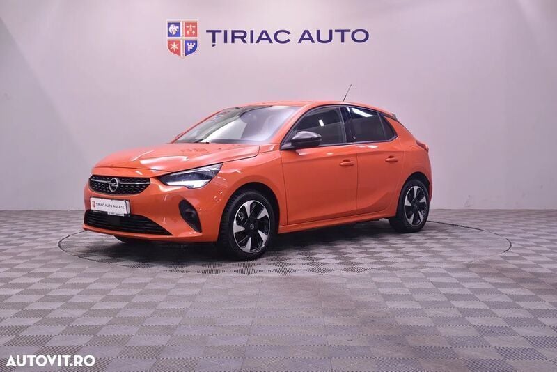 Rosu Utilizat 2023 Opel Corsa-e Hatchback | 16.500 EUR - Imagine 1/4