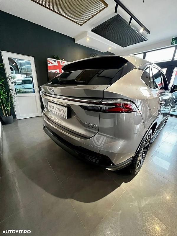 Nouă MG EHS Luxury 258 CP (189 kW) 2025 Culoarebej SUV