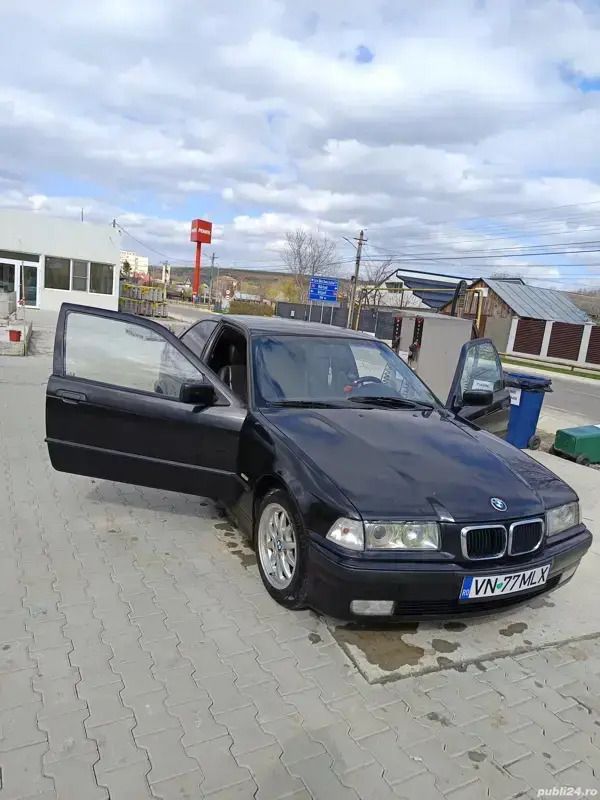 Utilizat 1999 BMW 316 Hatchback | 1.400 EUR - Imagine 1/4