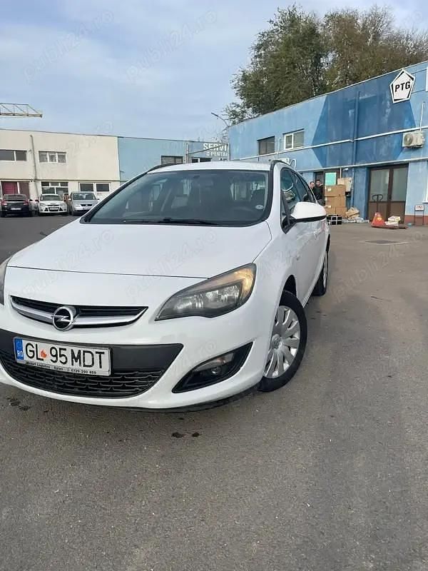 Second-hand Opel Astra 120 CP (88 kW) 2016 Alb Break