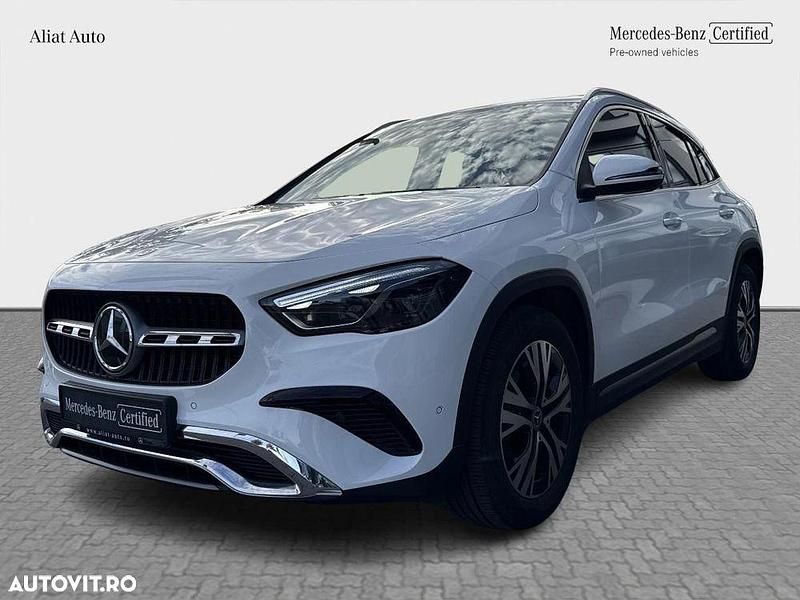 Culoarealb Utilizat 2024 Mercedes GLA180 SUV | 41.019 EUR - Imagine 1/3