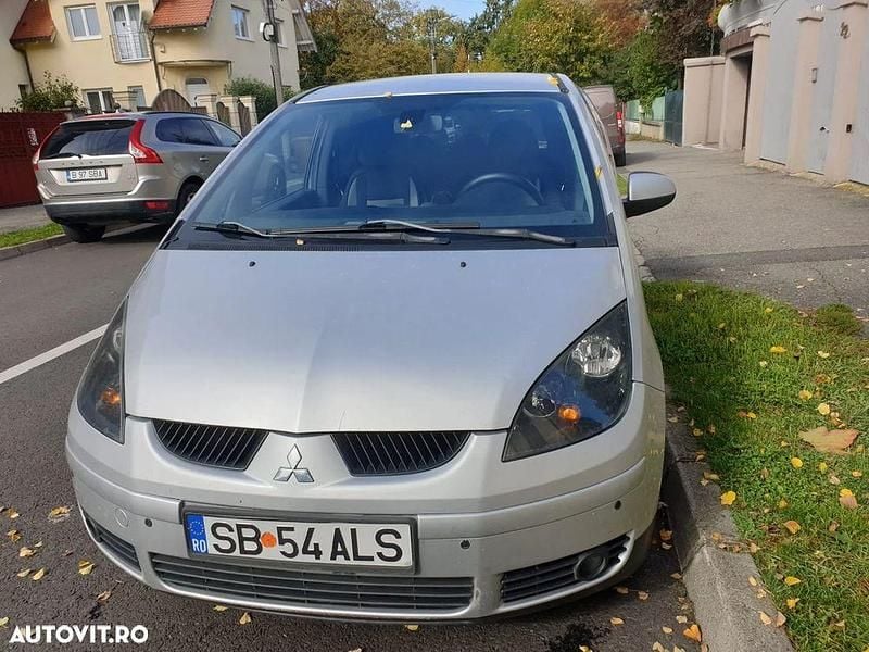 Culoareargint Utilizat 2008 Mitsubishi Colt | 3.900 EUR - Imagine 1/4
