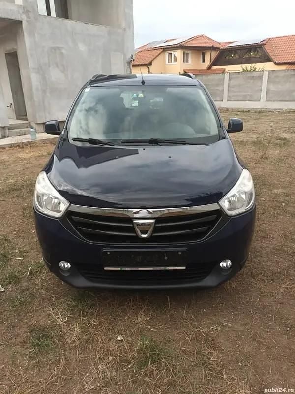 Second-hand 2013 Dacia Lodgy Monovolum | 3.490 EUR (Super Preț) - Imagine 1/4