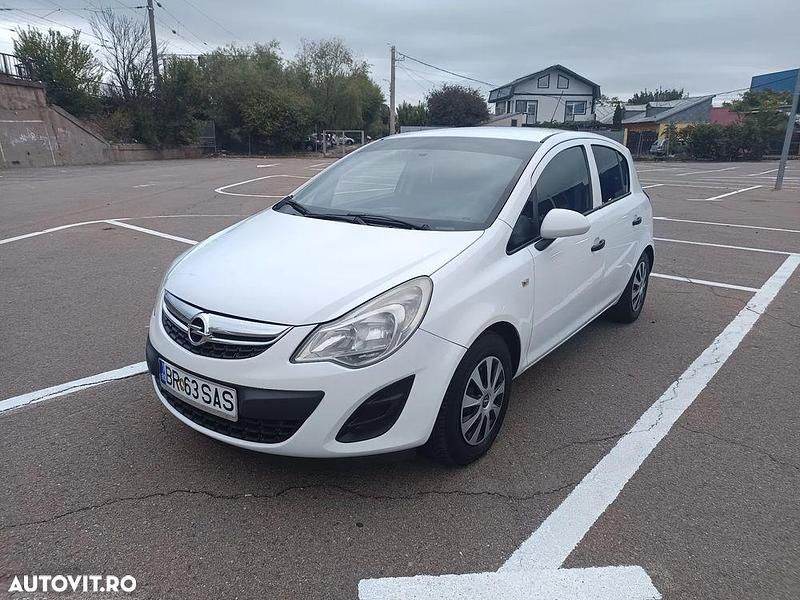Culoarealb Utilizat 2011 Opel Corsa Essentia Hatchback | 2.990 EUR (Preț OK) - Imagine 1/4