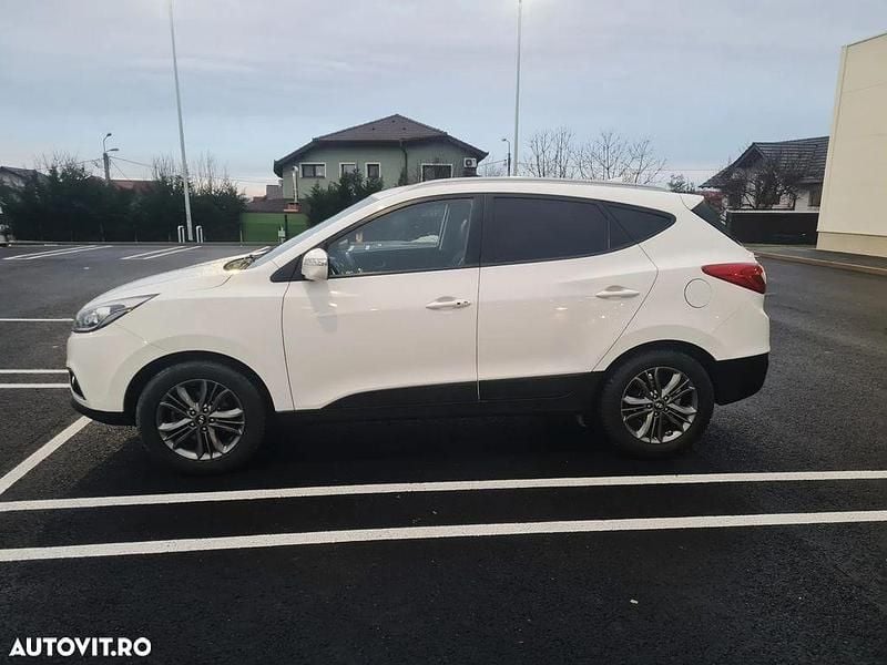 Second-hand Hyundai ix35 Style 116 CP (85 kW) 2014 Culoarealb SUV