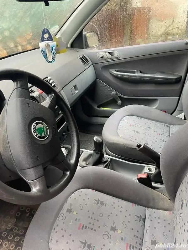 Second-hand Skoda Fabia 44 CP (32 kW) 2002 Berlinǎ